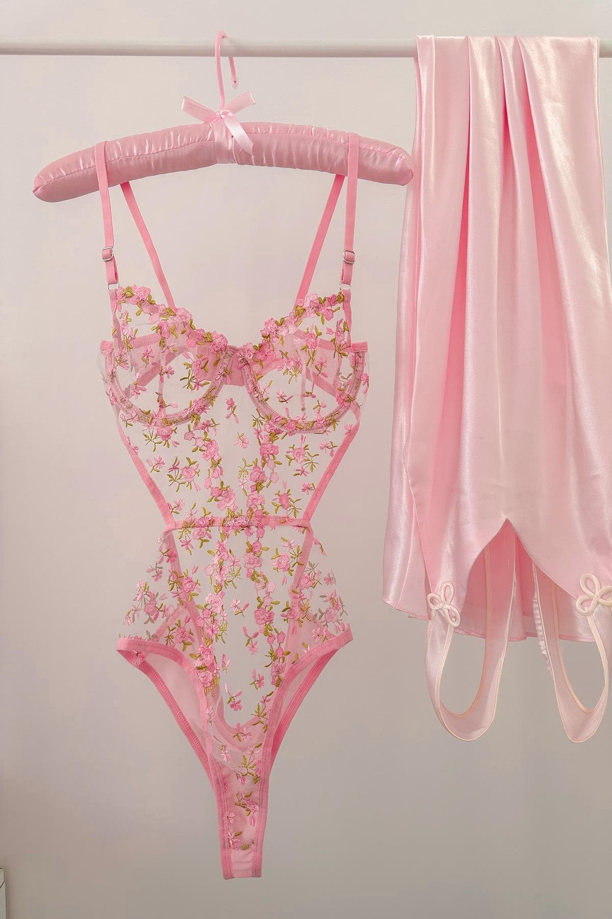 Barbie Floral Pink Balenli Bodysuit